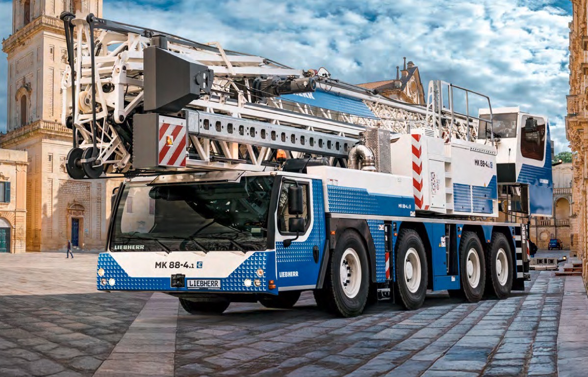Żuraw samojezdny Liebherr MK 88-4.1 – wynajem z operatorem, DWB Janusz Nowak